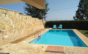 Apartment With Private Pool